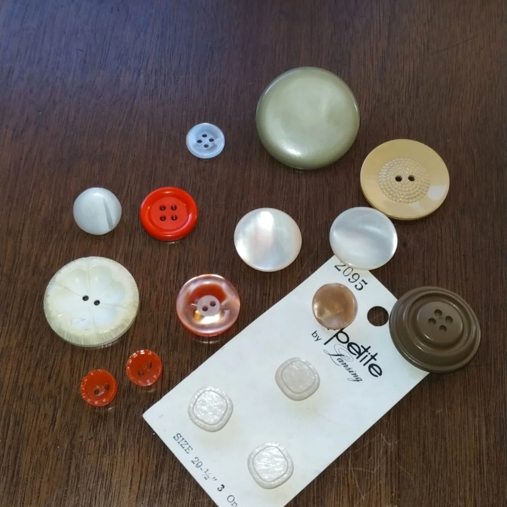 Assorted Buttons